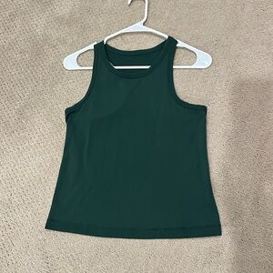 Green Muscle Tee for a Comfortable Fit